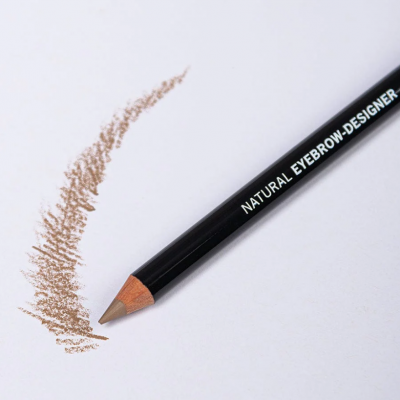 Eyebrow-designer blonde